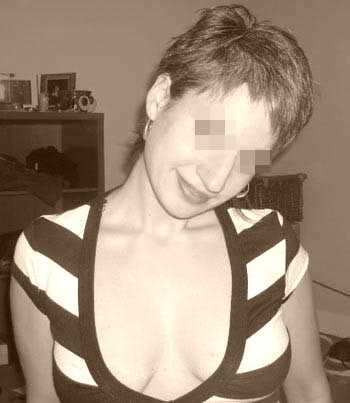 Femme mure sexy recherche un jeune libertin à Vannes