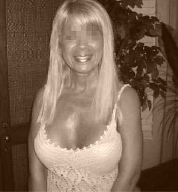 Femme mure qui cherche un jeunot sur Orléans