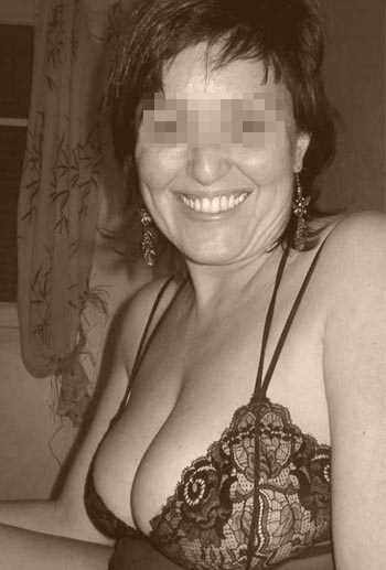 Cougar salope sur Reims qui cherche un mec jeune aimant le sexe