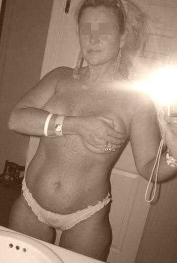 Femme cougar nymphomane sur Levallois-Perret