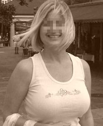 Belle femme mature recherchant un mec jeune aimant le sexe à Levallois-Perret